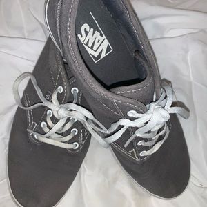 Vans classic lace up sneakers- women’s size 9